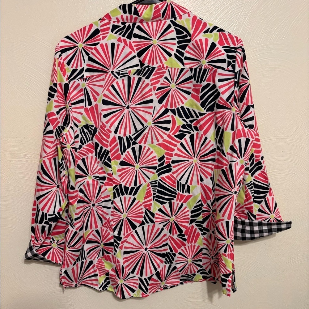 Foxcroft Pink and Black Geometric Button Down Shirt - Picture 8 of 8